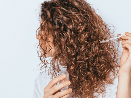 Haarausfall mit einem Haarwuchsmittel gegen Haarausfall bekämpfen - was ist die beste Wahl?